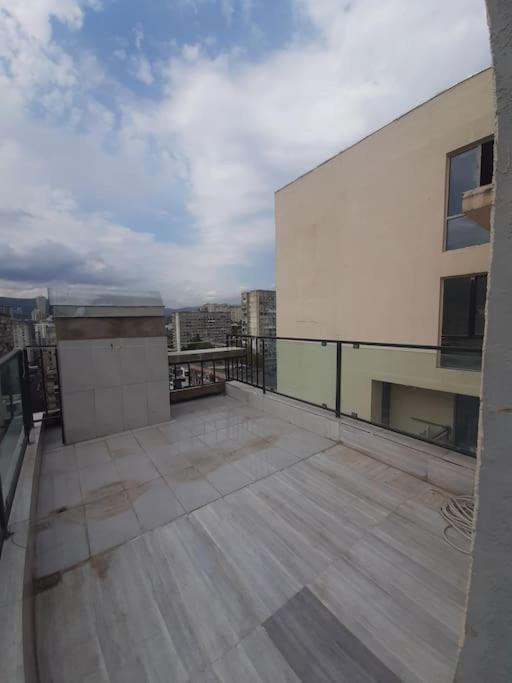 Panoramic Terrace One Bedroom Tbilisi Exterior photo