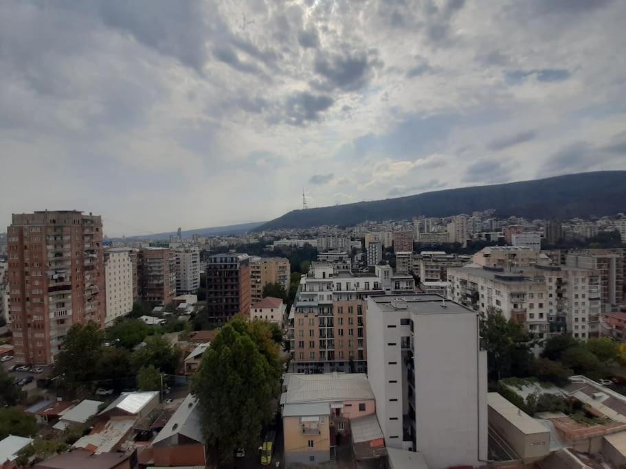 Panoramic Terrace One Bedroom Tbilisi Exterior photo