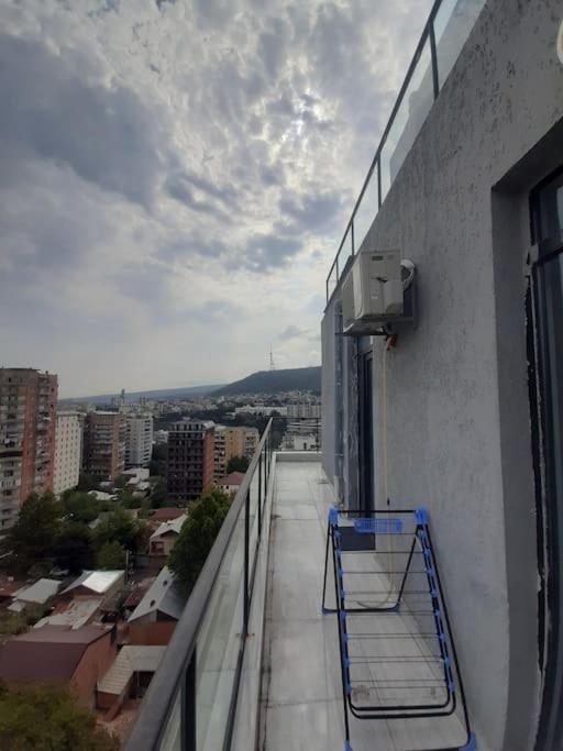 Panoramic Terrace One Bedroom Tbilisi Exterior photo